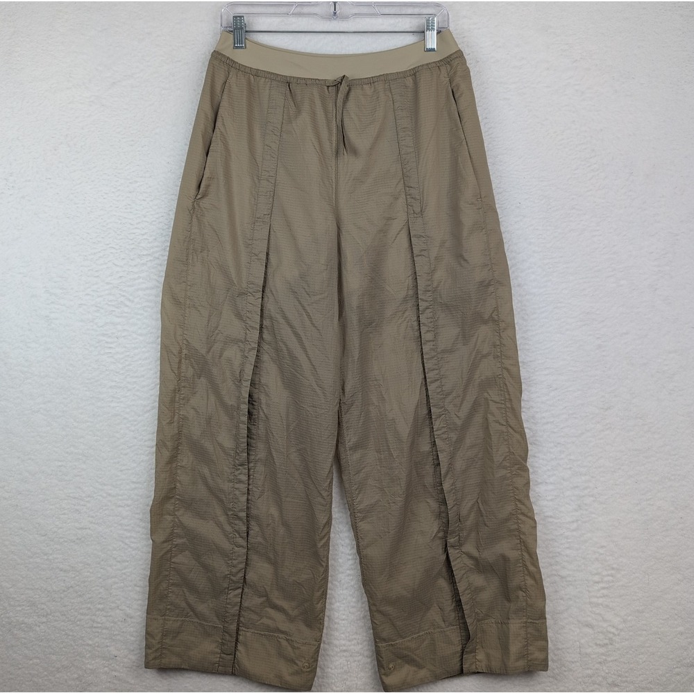 Lululemon Lightweight Woven Snap-Leg Super High Rise‎ Pant Size M Color Beige